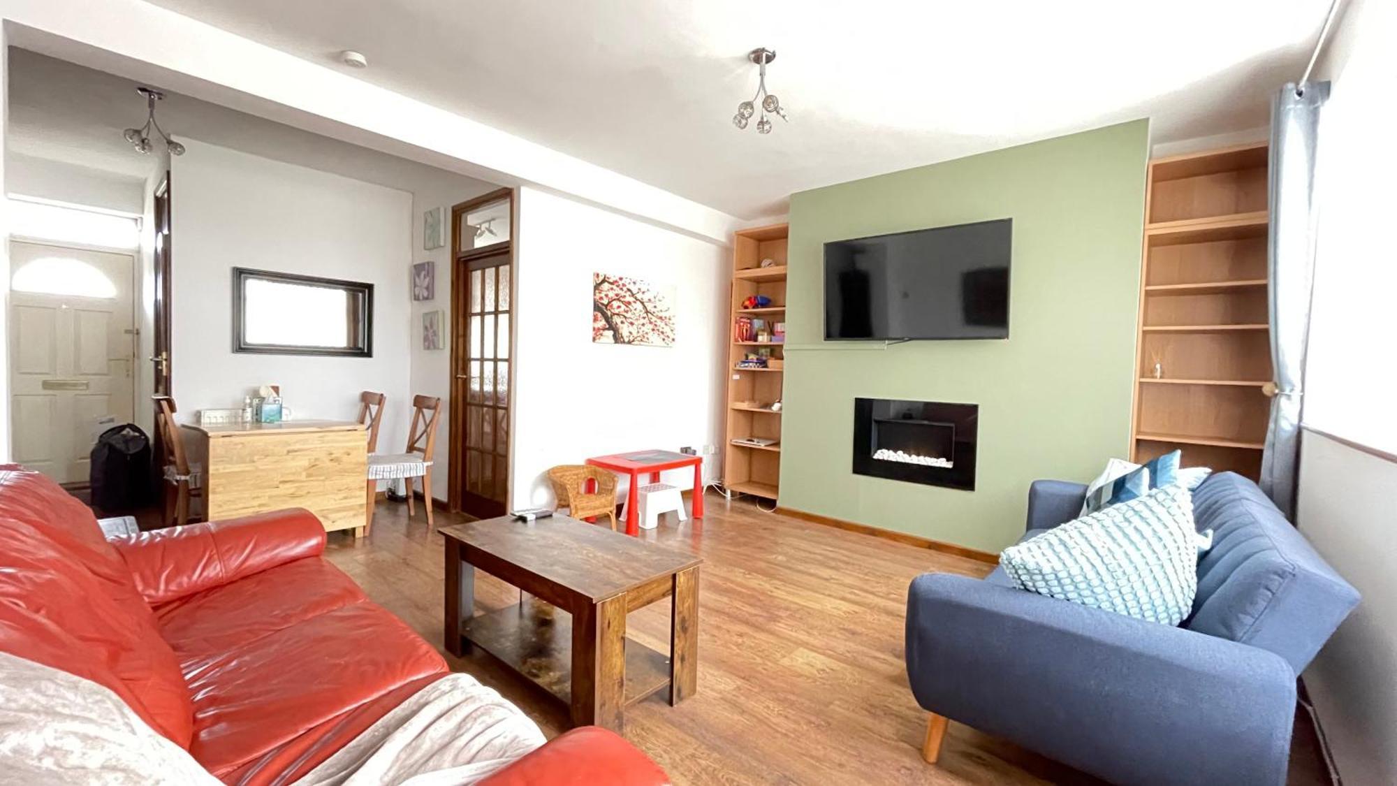 2 Bedrooms 2 Stations لندن المظهر الخارجي الصورة