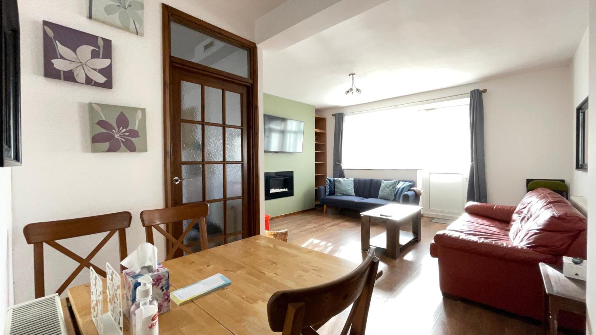 2 Bedrooms 2 Stations لندن المظهر الخارجي الصورة