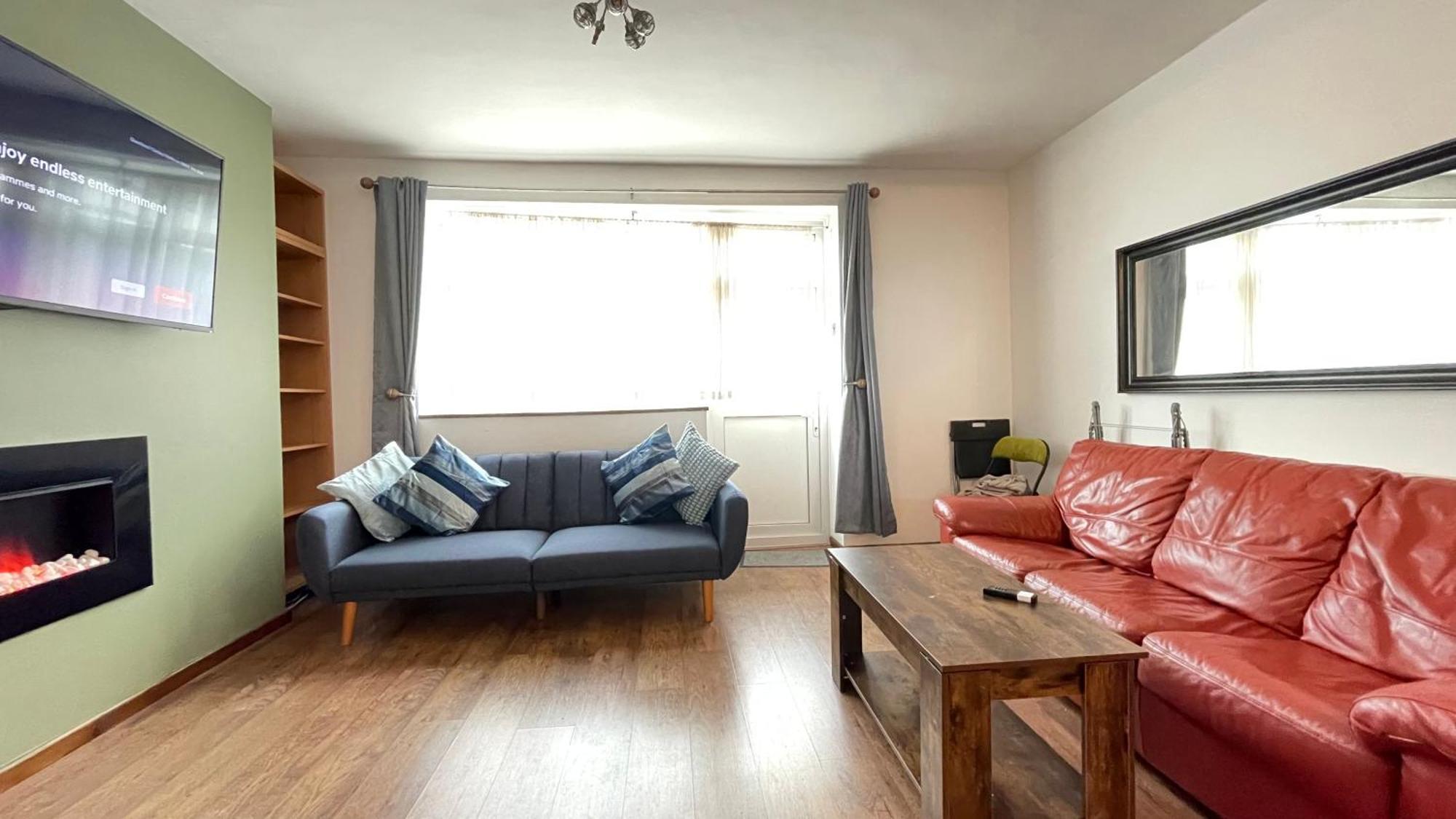 2 Bedrooms 2 Stations لندن المظهر الخارجي الصورة